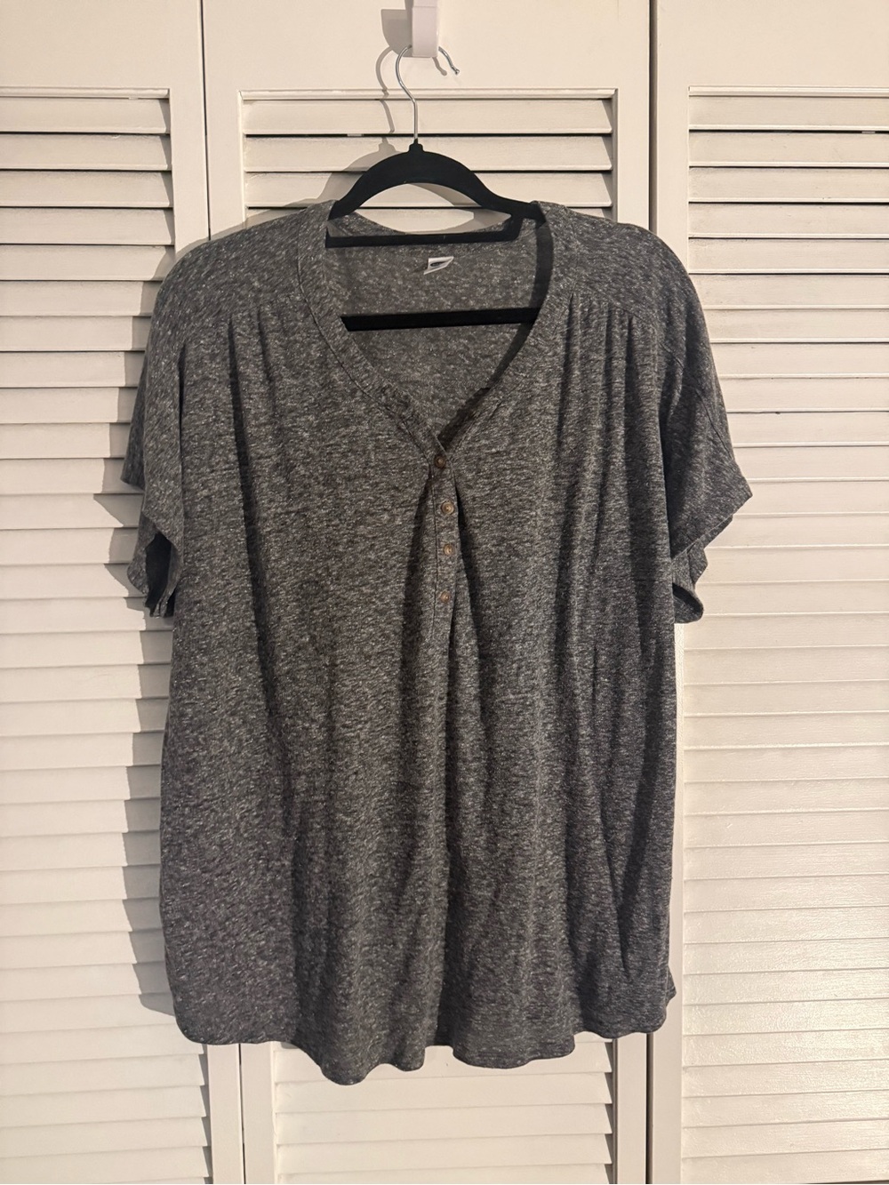 Old Navy XXL Gray Short-Sleeve Women's Top